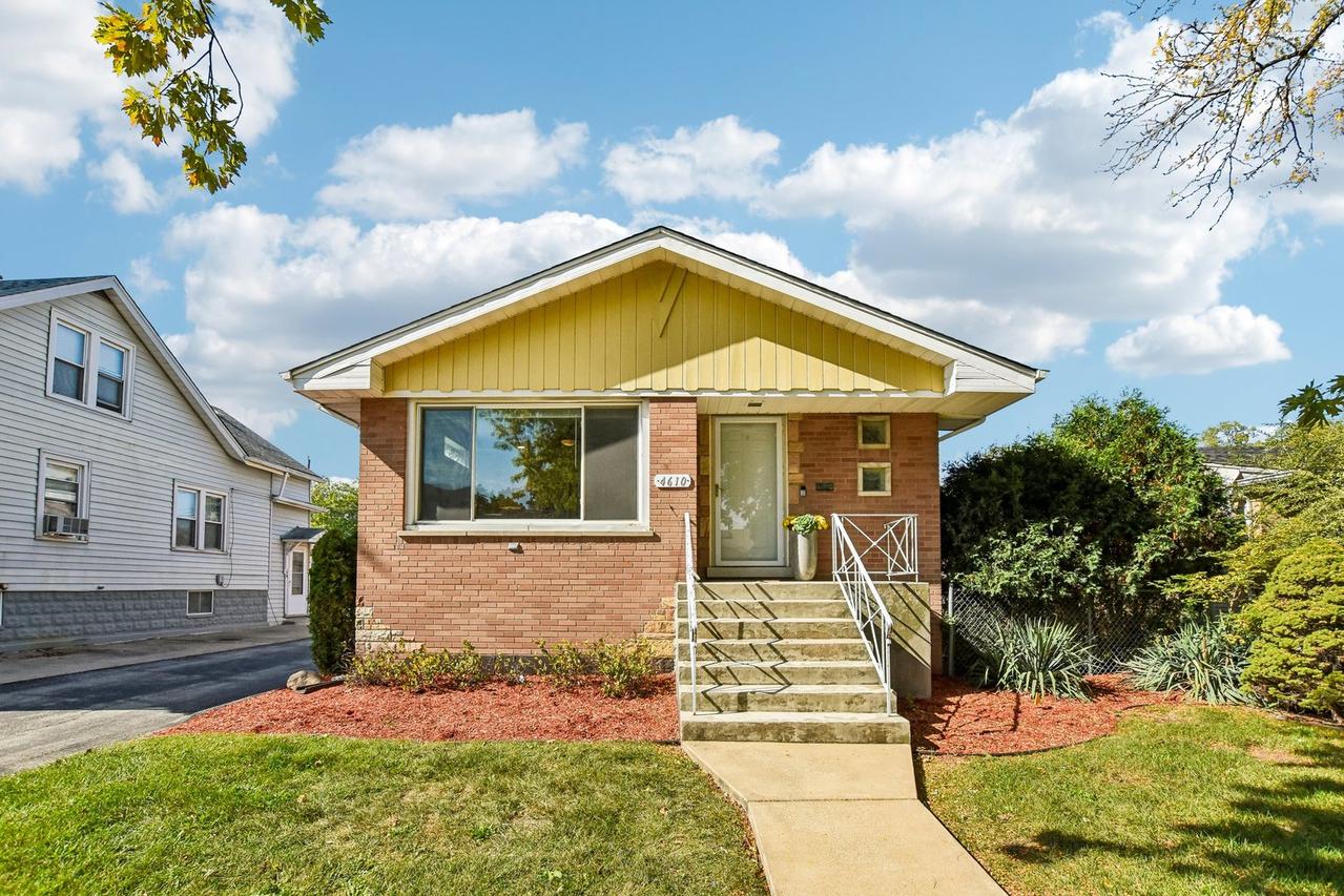 4610 Dubois Blvd., Brookfield, IL 60513