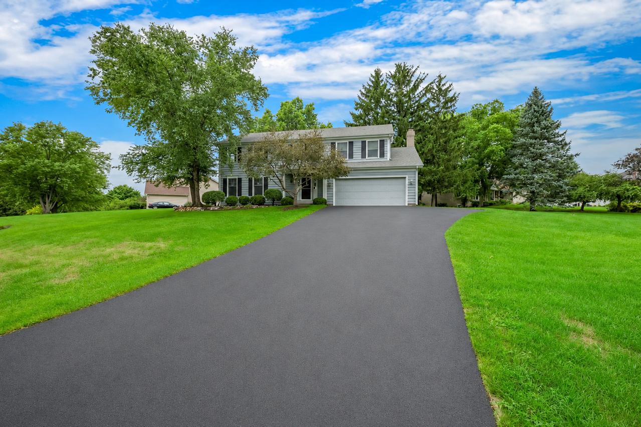 4402 Fox Creek Dr., Crystal Lake, IL 60012