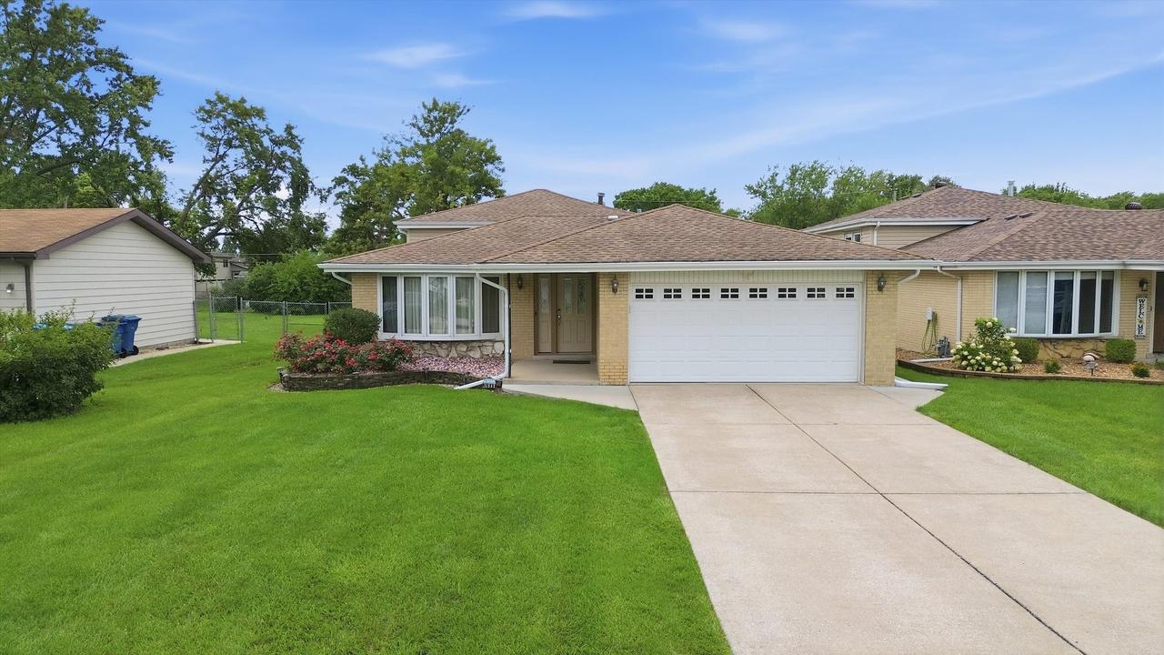 11942 S Lawler Ave., Alsip, IL 60803