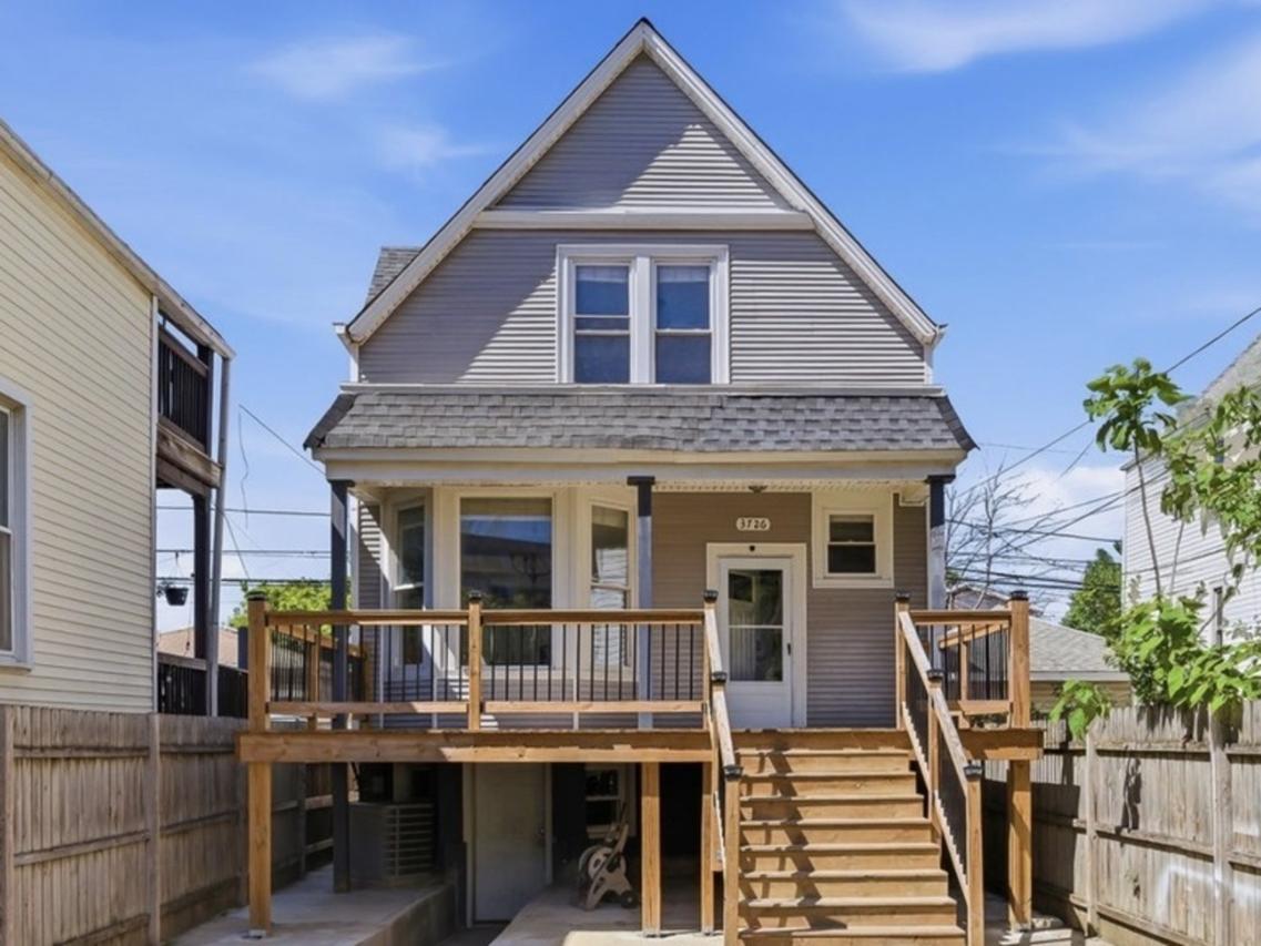 3726 W Mclean Ave., Chicago, IL 60647