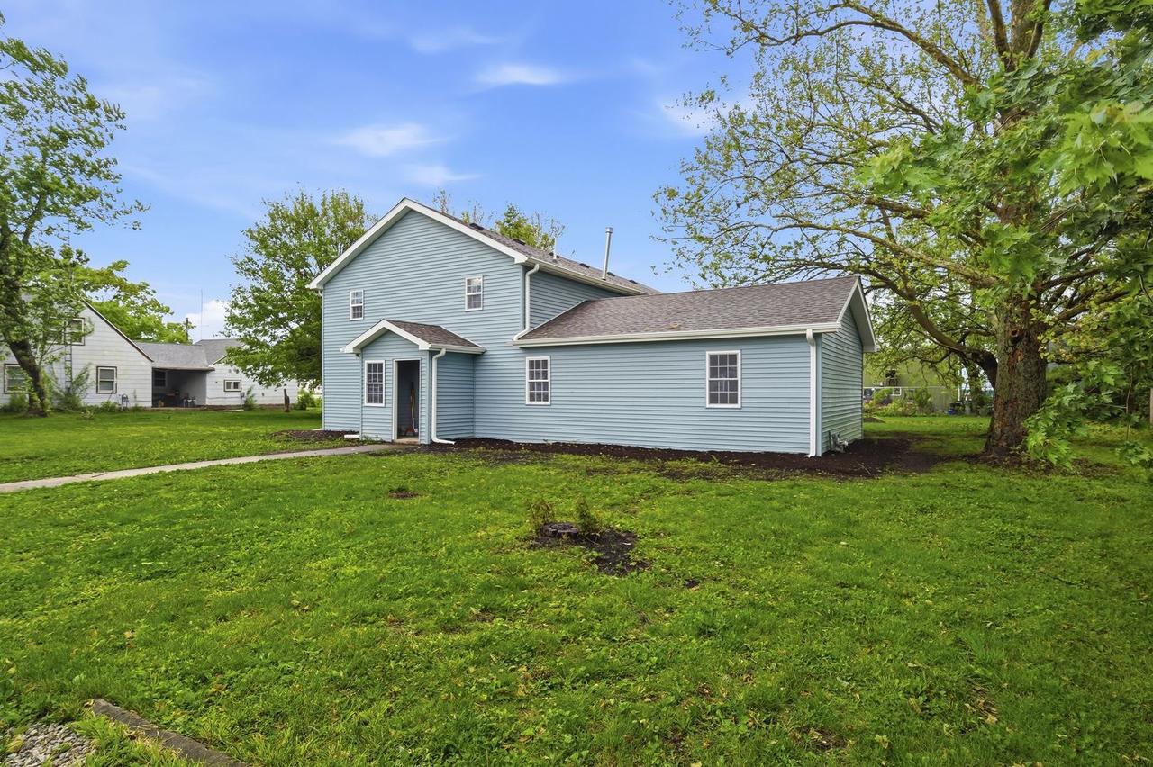 305 Parkway Ct., Gridley, IL 61744