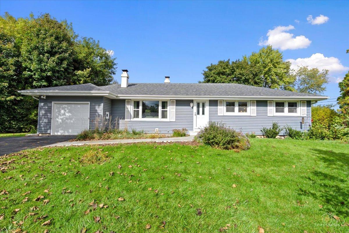 932 Forest Dr., Elgin, IL 60123