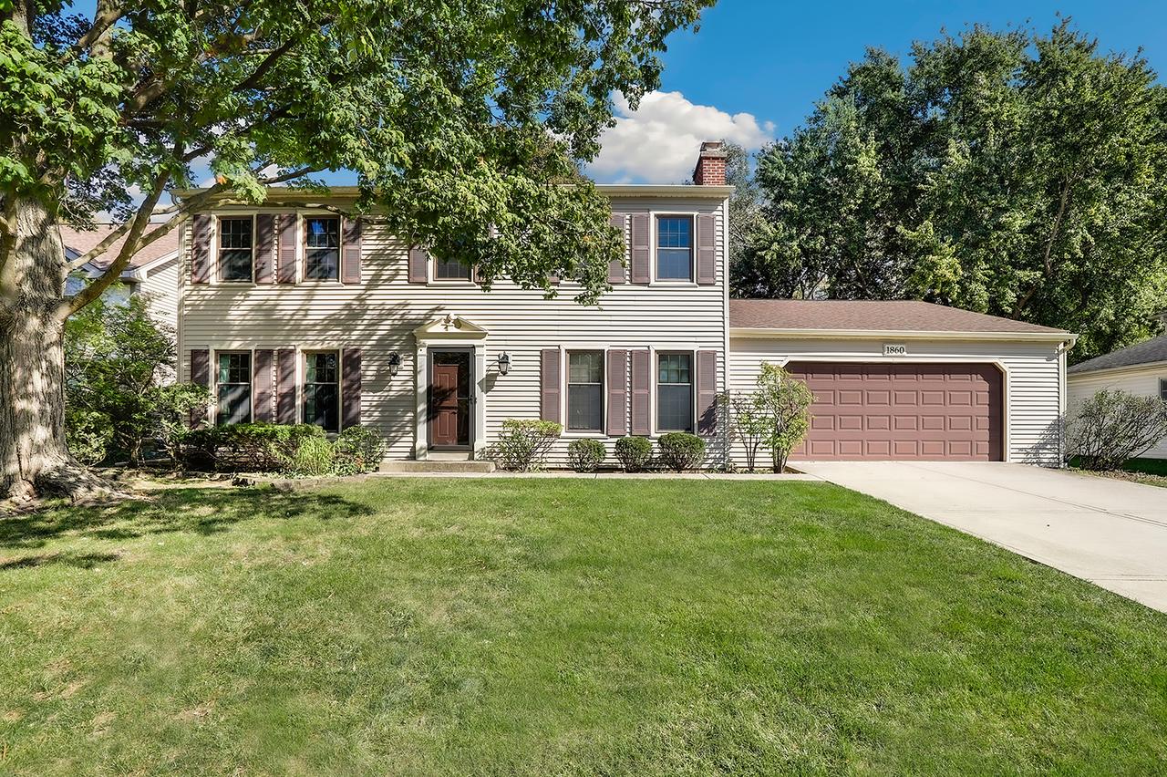 1860 Golf Dr., Naperville, IL 60565