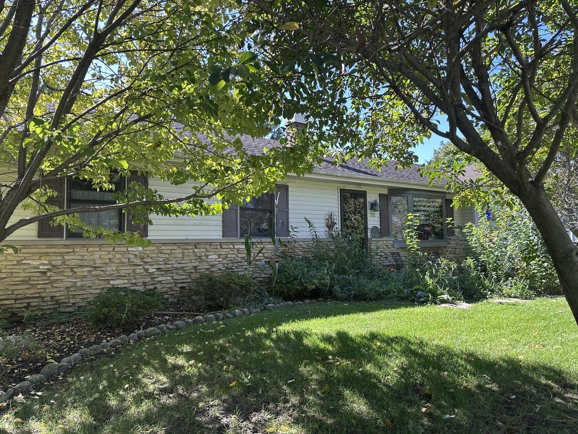 112 W Carol Ave., Cortland, IL 60112