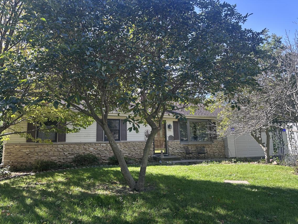 112 W Carol Ave., Cortland, IL 60112