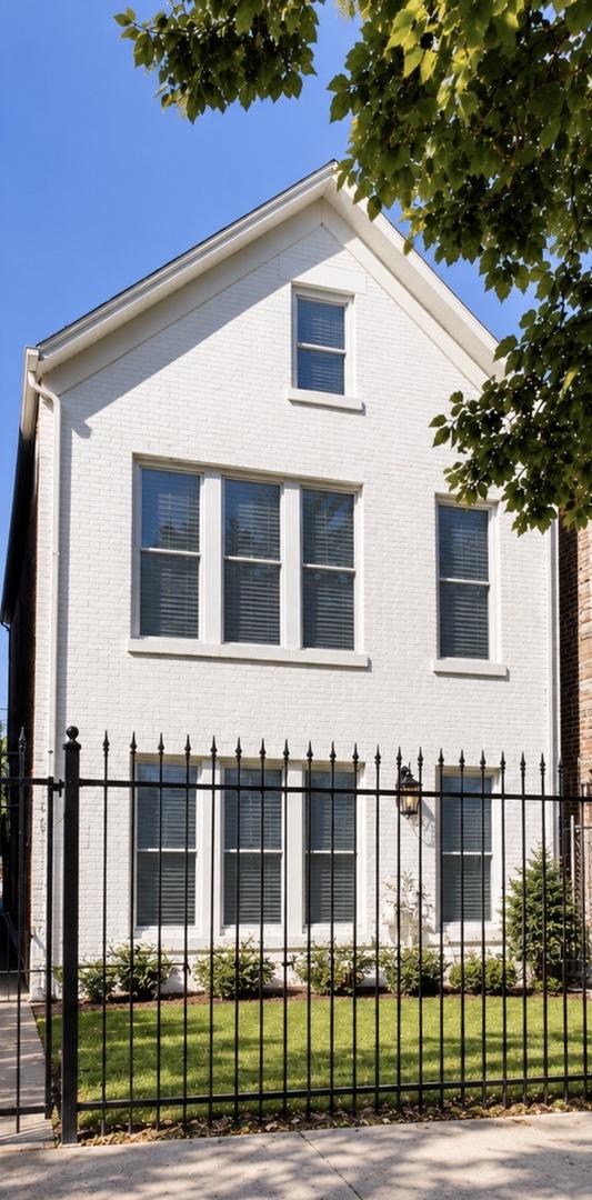 2426 S Homan Ave., Chicago, IL 60623