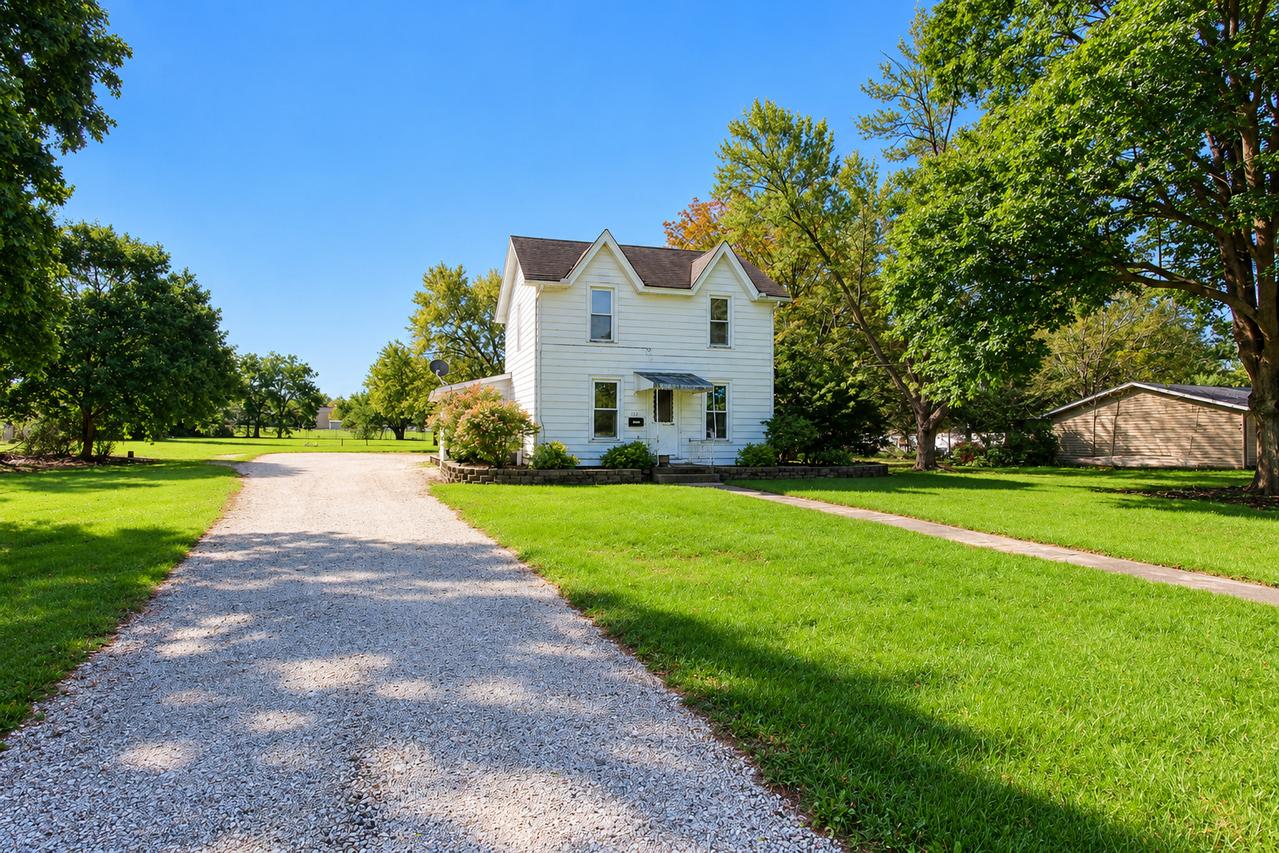 737 E Grant Hwy., Marengo, IL 60152