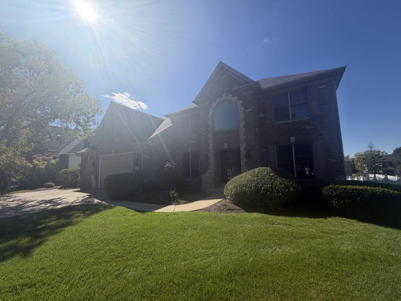 728 Waterside Dr., South Elgin, IL 60177