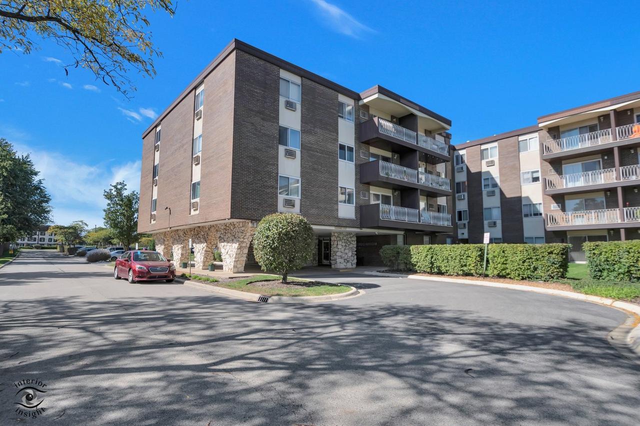 1311 S Finley Rd. #218, Lombard, IL 60148