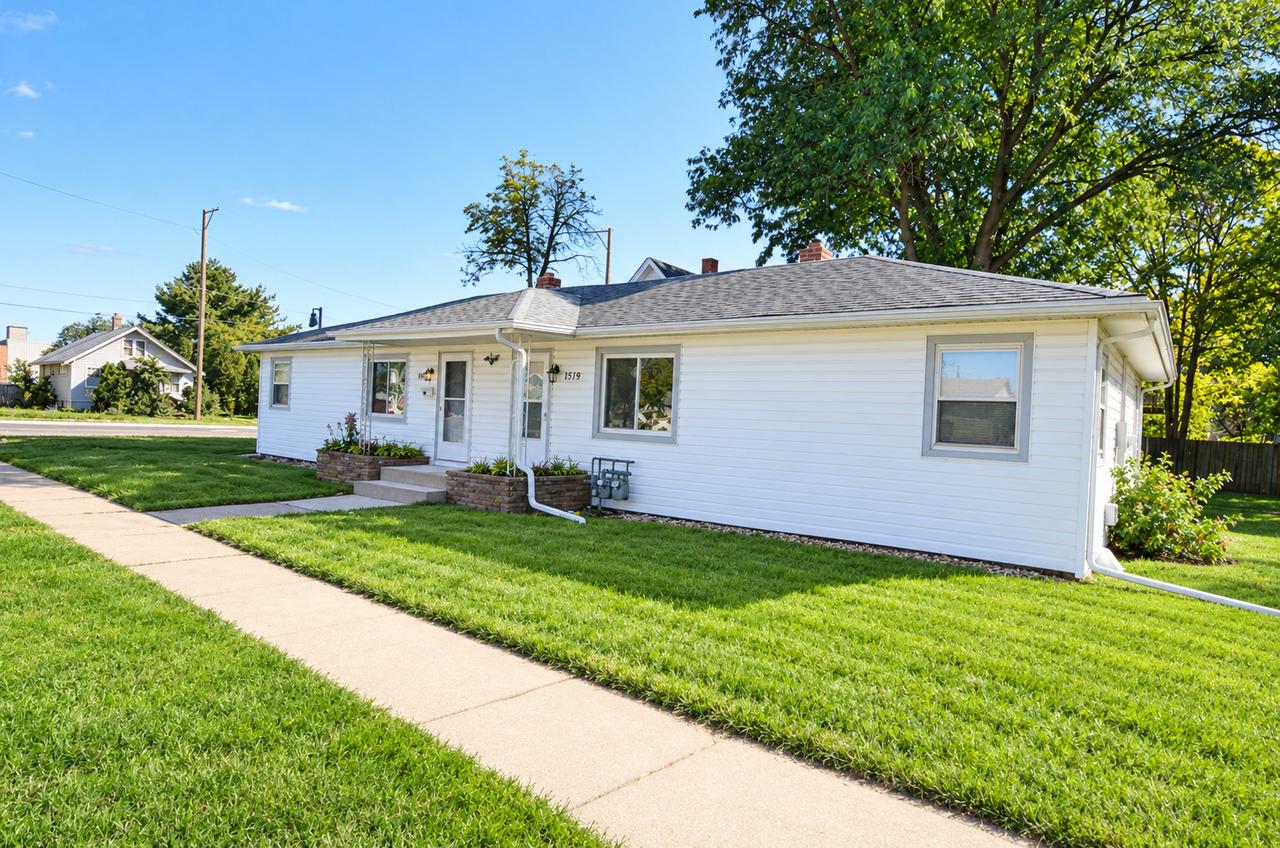 1519 21st Ave., Rockford, IL 61104
