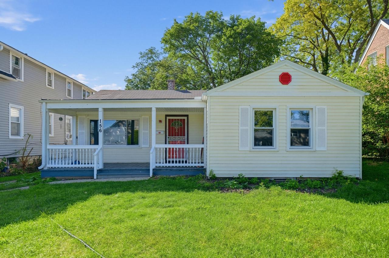 156 Oak Ave., Hillside, IL 60162