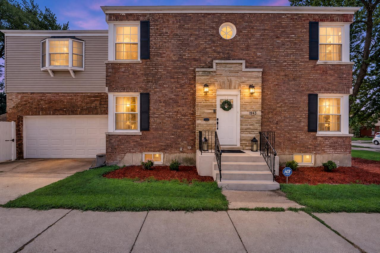 [Address Hidden by Seller], Elmwood Park, IL 60707