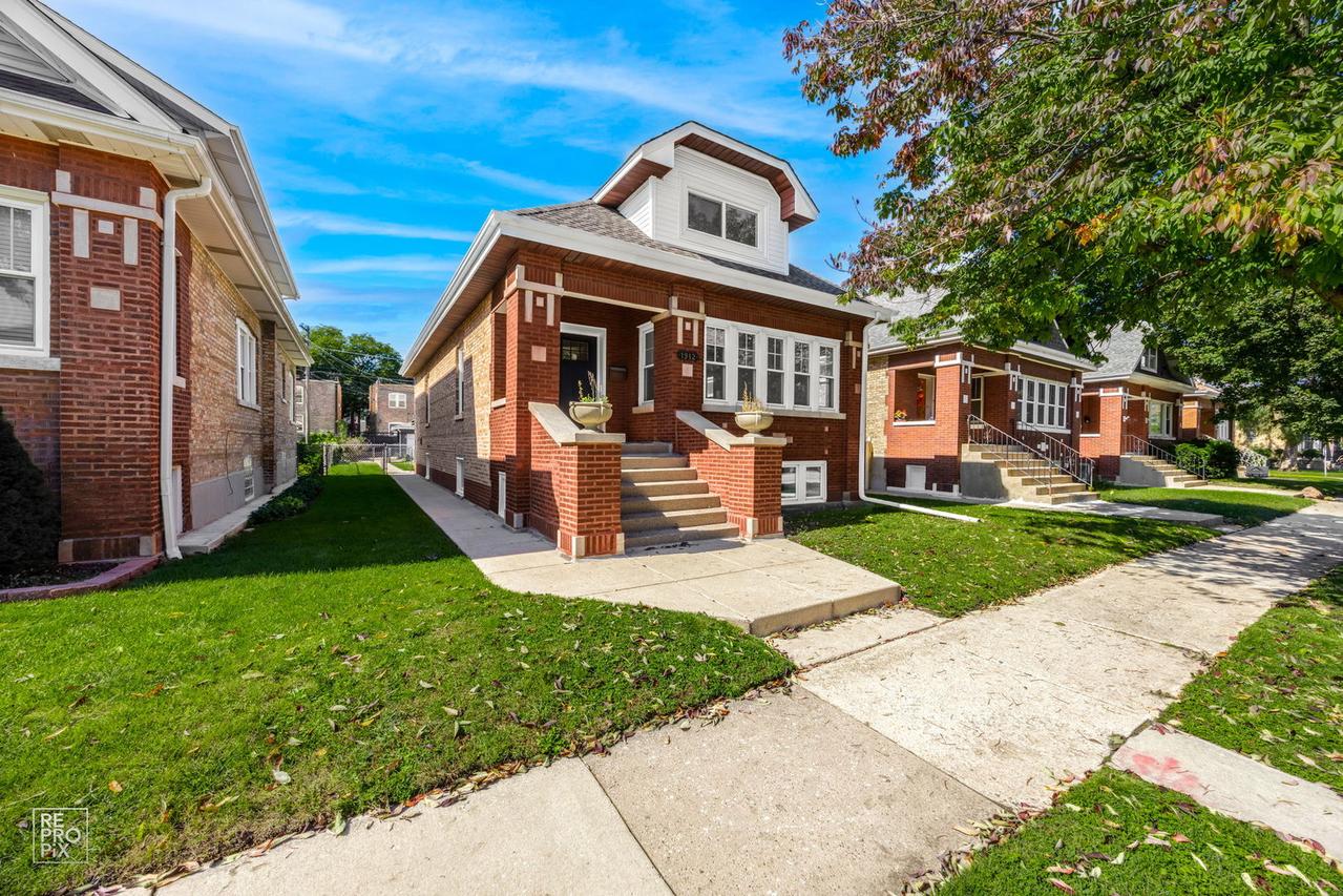 1912 East Ave., Berwyn, IL 60402