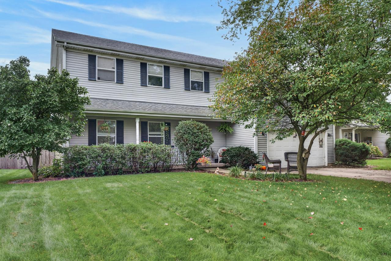 800 Birch St., Algonquin, IL 60102