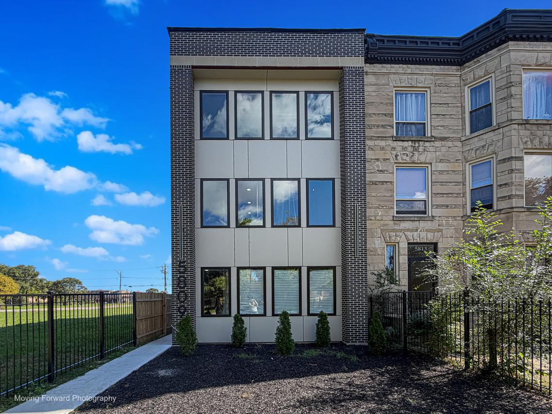 5809 S Indiana Ave., Chicago, IL 60637