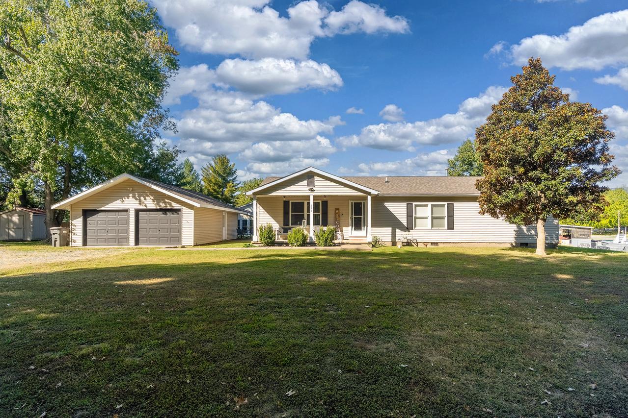309 W Walnut St., Energy, IL 62933