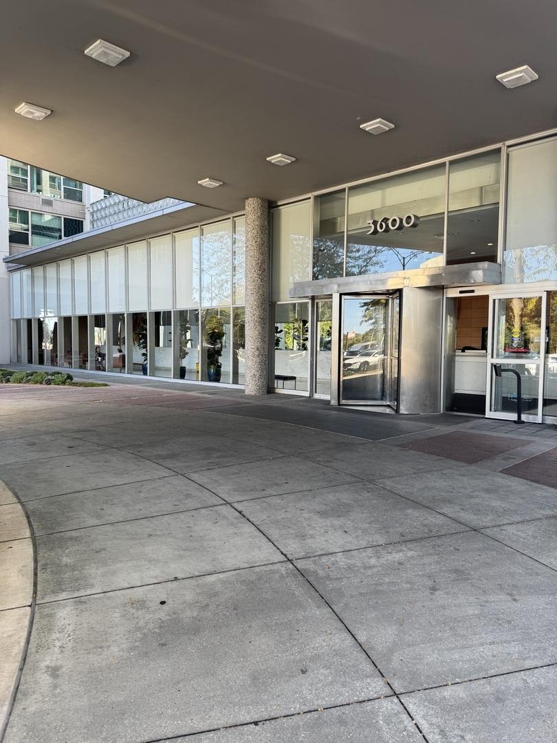 3600 N Lake Shore Dr. #616, Chicago, IL 60613