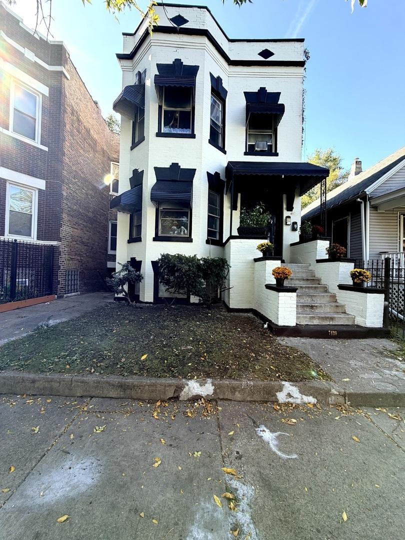7430 S Evans Ave., Chicago, IL 60619