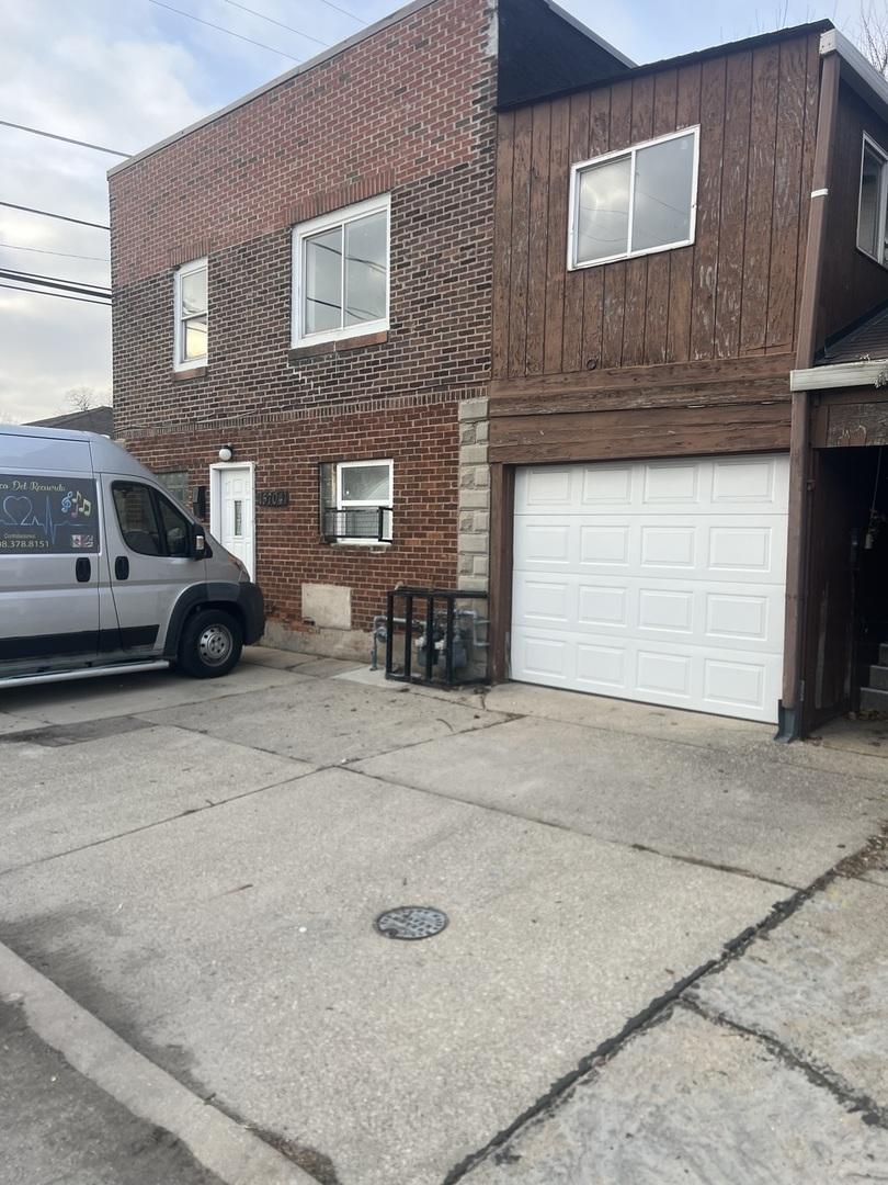 15704 Willard Ave., Harvey, IL 60426