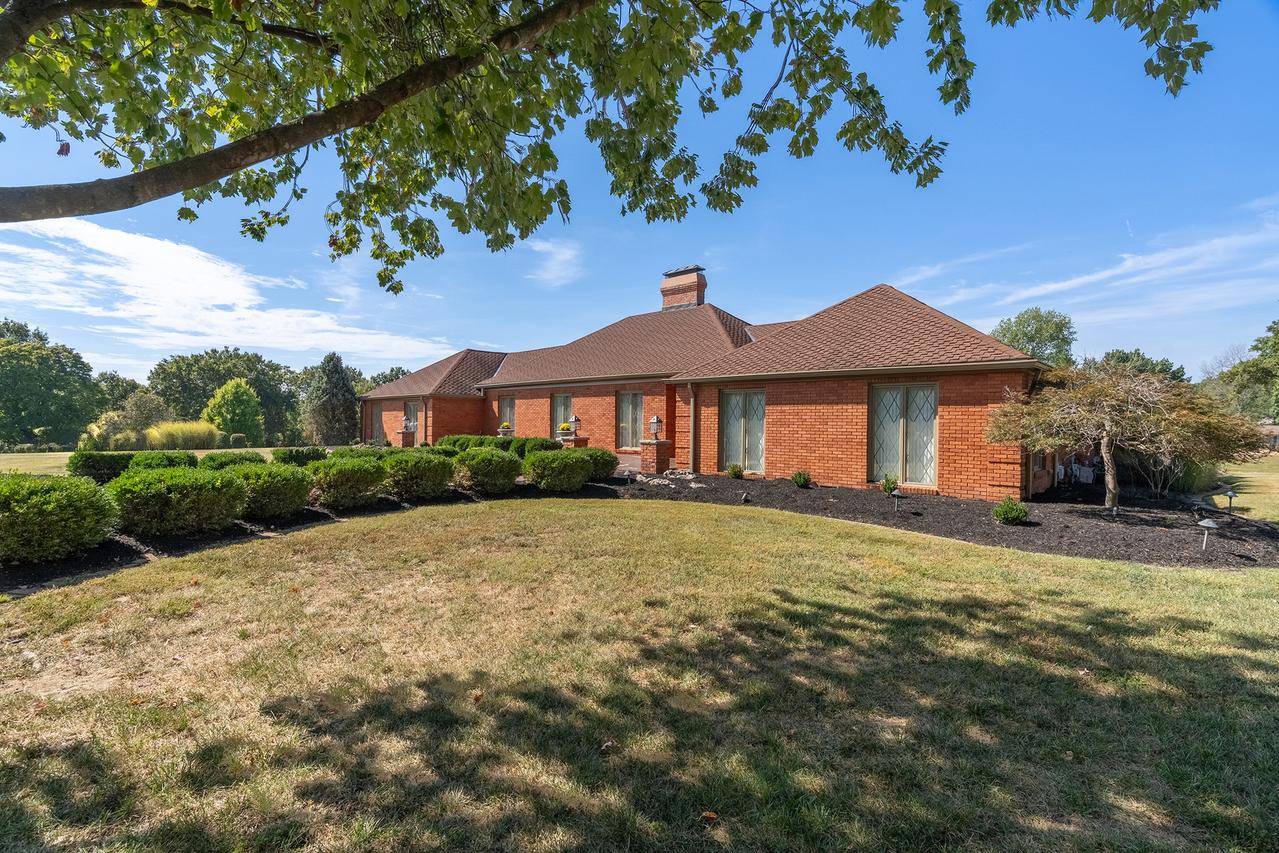 809 N 27th St., Mt Vernon, IL 62864