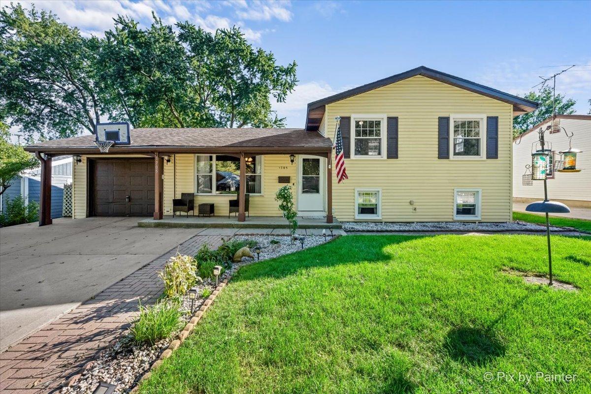 1705 Poplar Ave., Hanover Park, IL 60133