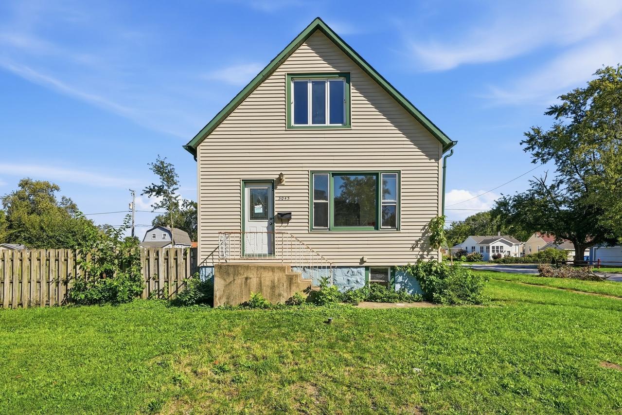 3045 Morgan St., Steger, IL 60475
