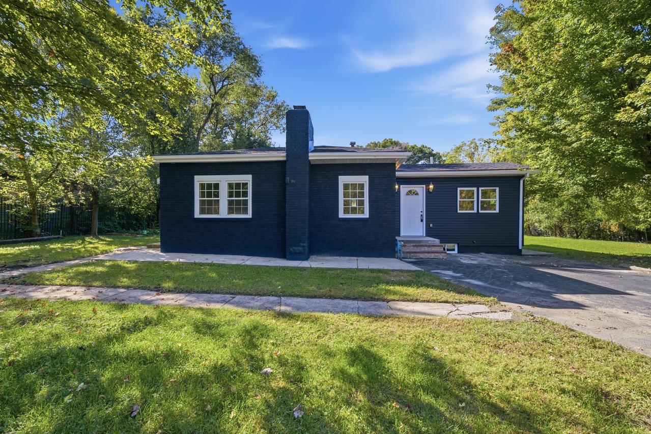 1521 Mckinley Ave., Joliet, IL 60436