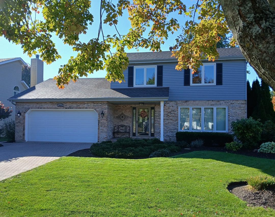2049 Bunker Cir., Naperville, IL 60563
