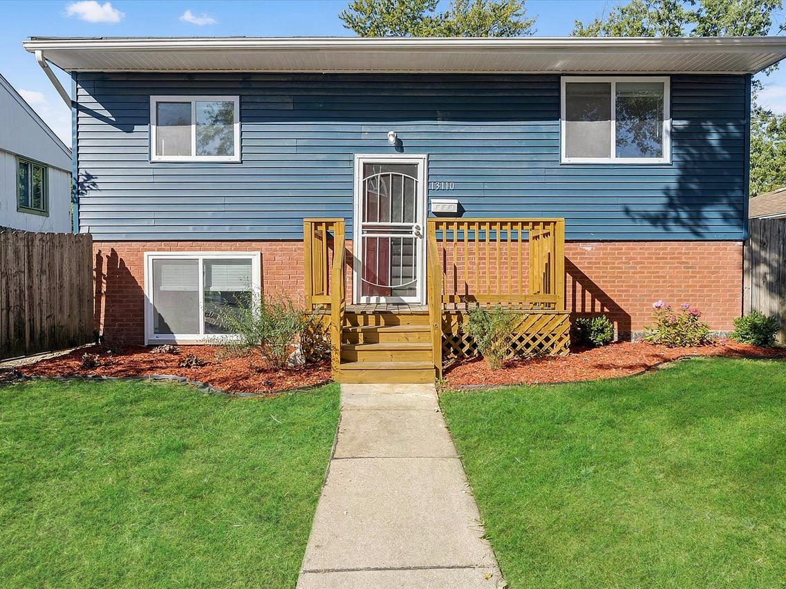 13110 S Saint Lawrence Ave., Chicago, IL 60827