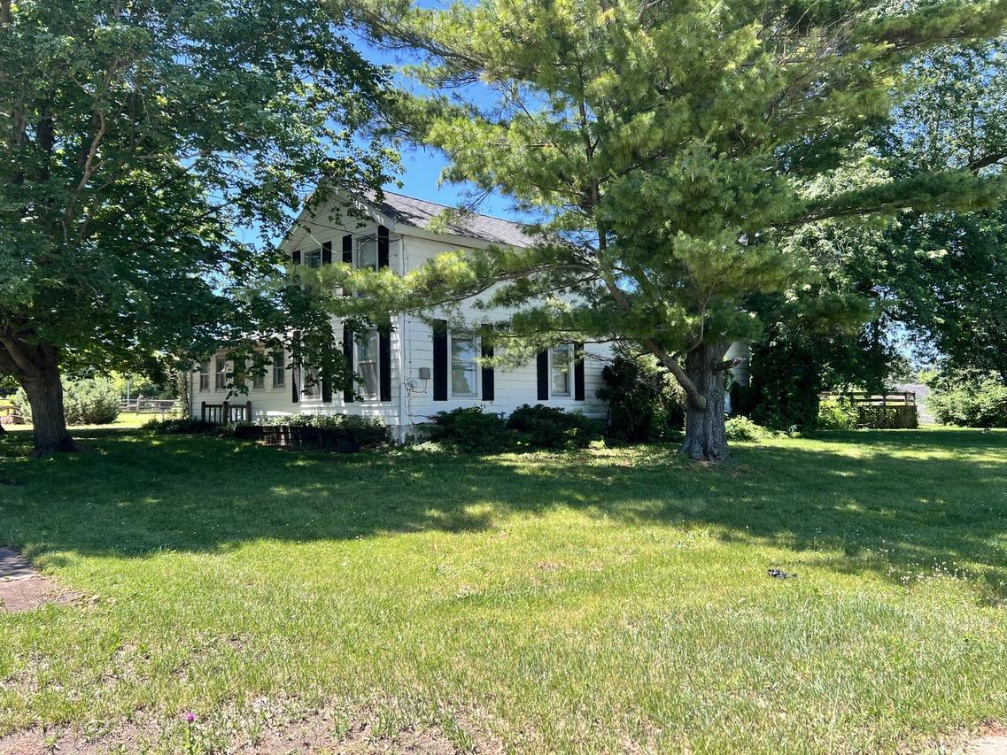 312 N West St., Marengo, IL 60152
