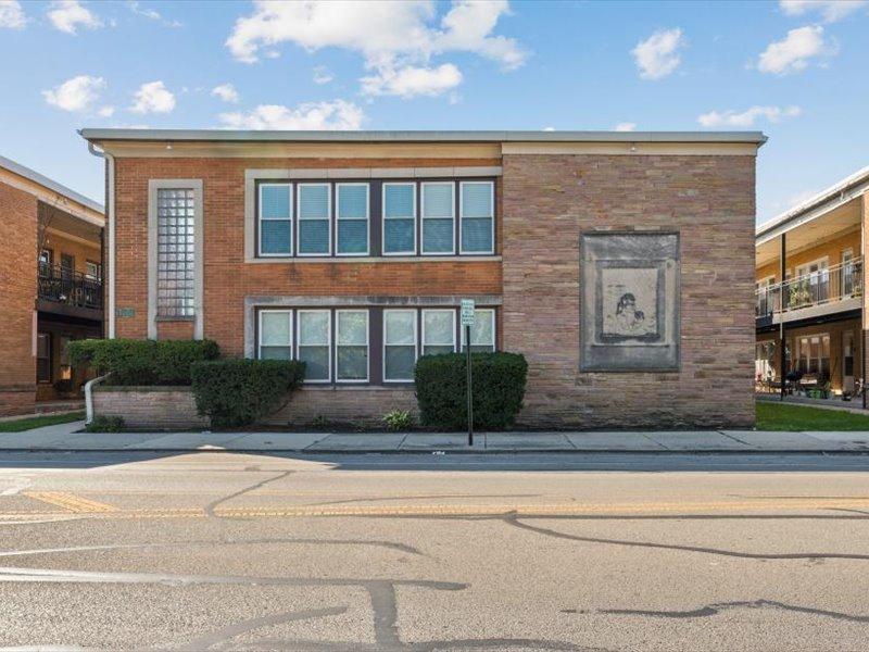 7221 Division St. #5, River Forest, IL 60305