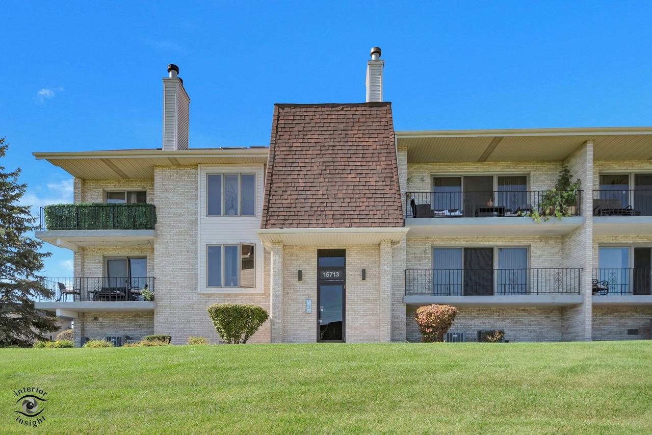 15713 Lake Hills Ct. #1N, Orland Park, IL 60462