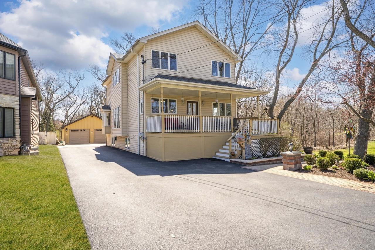 161 W Greenfield Ave., Lombard, IL 60148