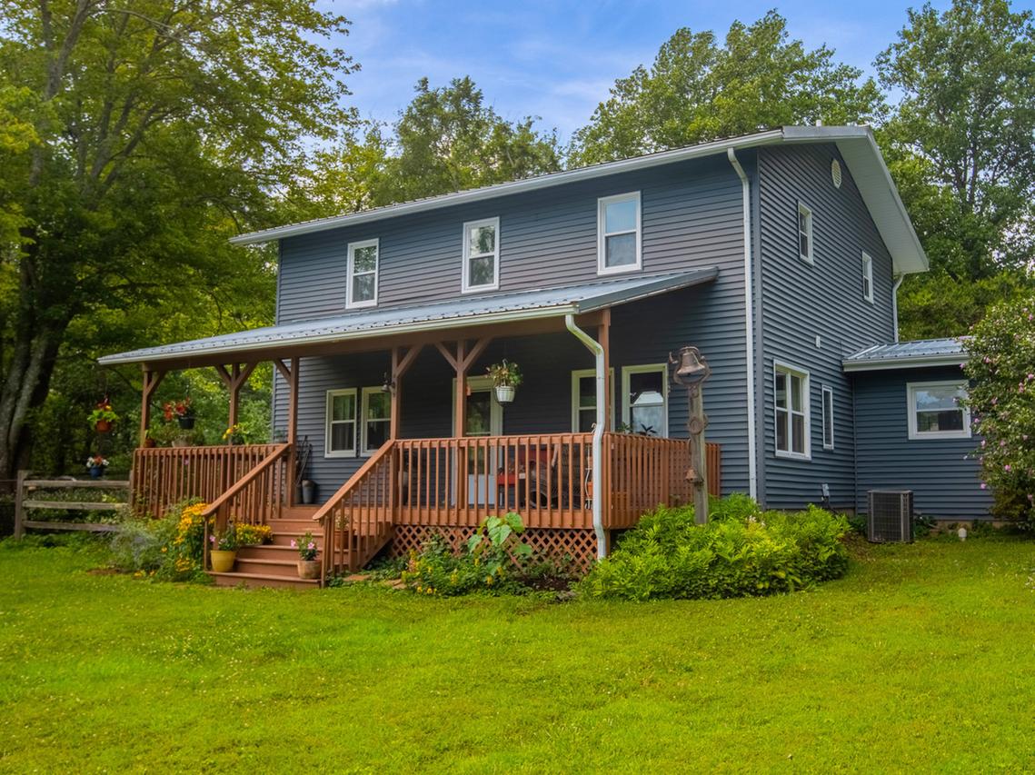 275 Thorn Ln., Makanda, IL 62958