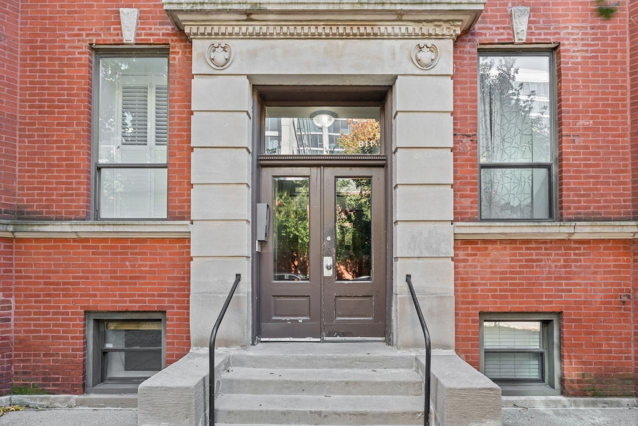 809 W Bradley Pl. #G, Chicago, IL 60613