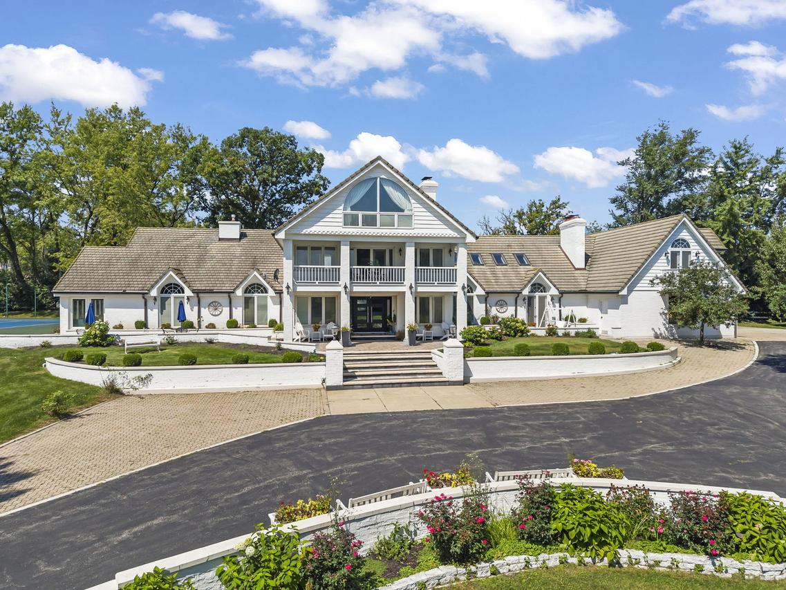23W735 Hobson Rd., Naperville, IL 60540