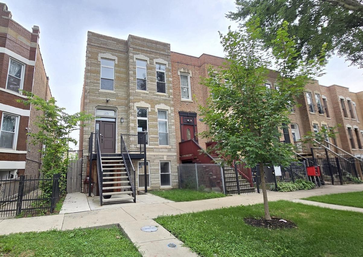 2135 S Millard Ave., Chicago, IL 60623