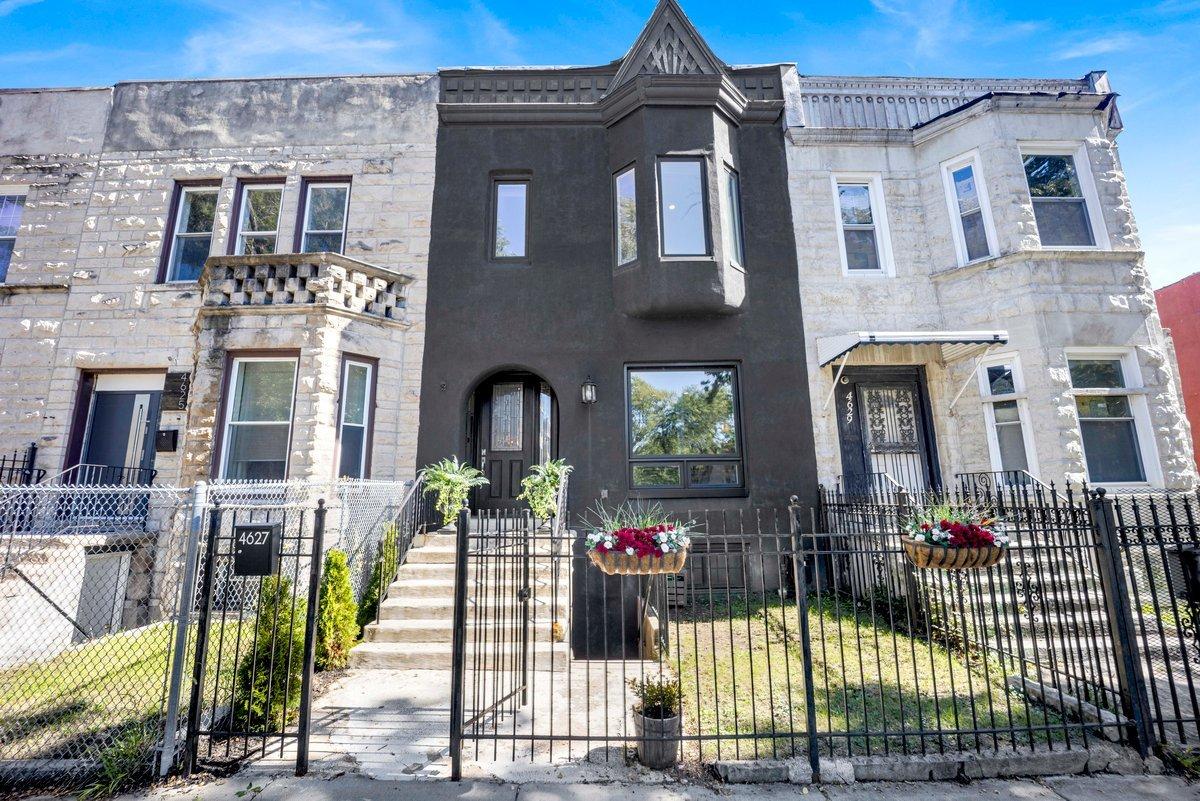 4627 S Saint Lawrence Ave., Chicago, IL 60653