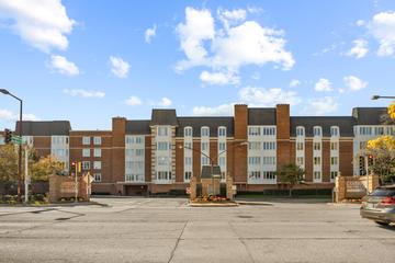50 Lake Blvd. #667, Buffalo Grove, IL 60089