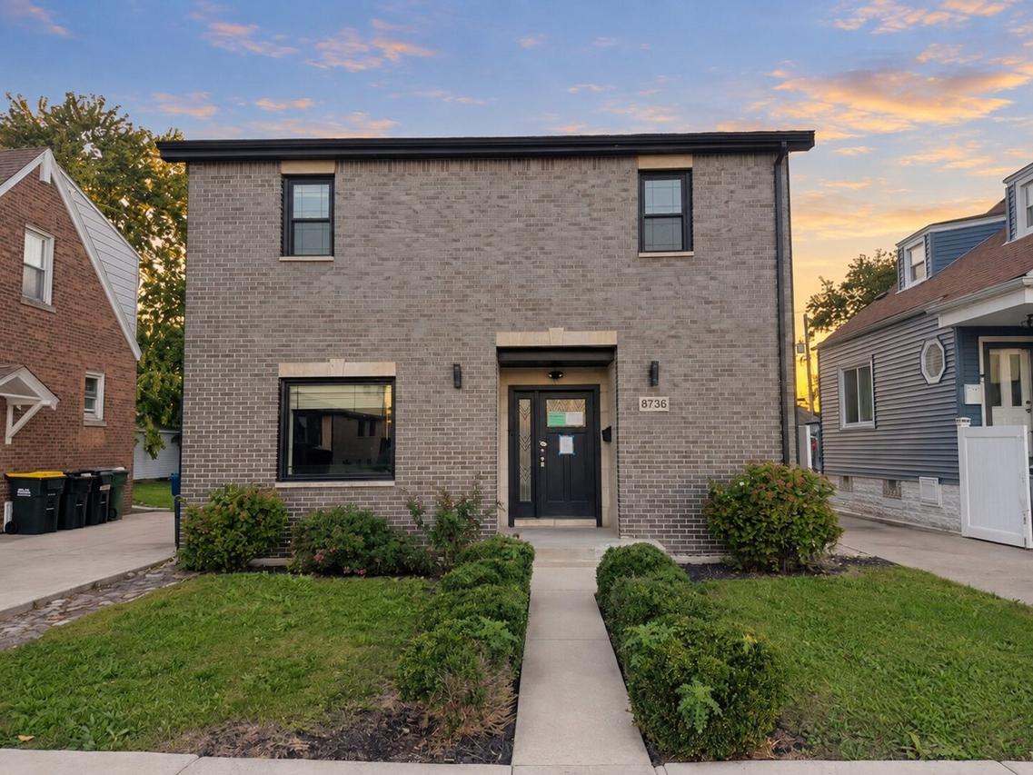 8736 S Richmond Ave., Evergreen Park, IL 60805