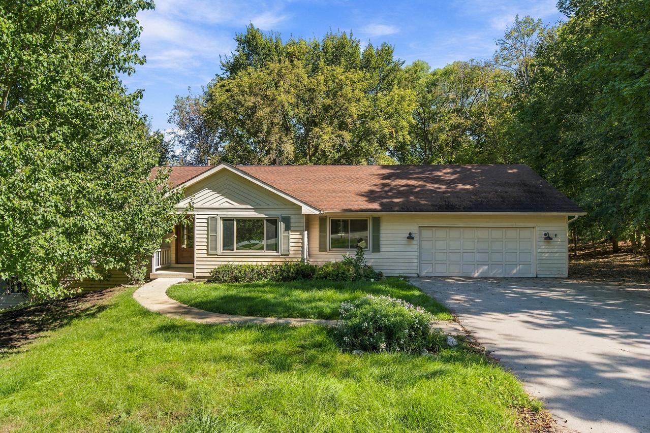 4516 Hillside Ct., Crystal Lake, IL 60012