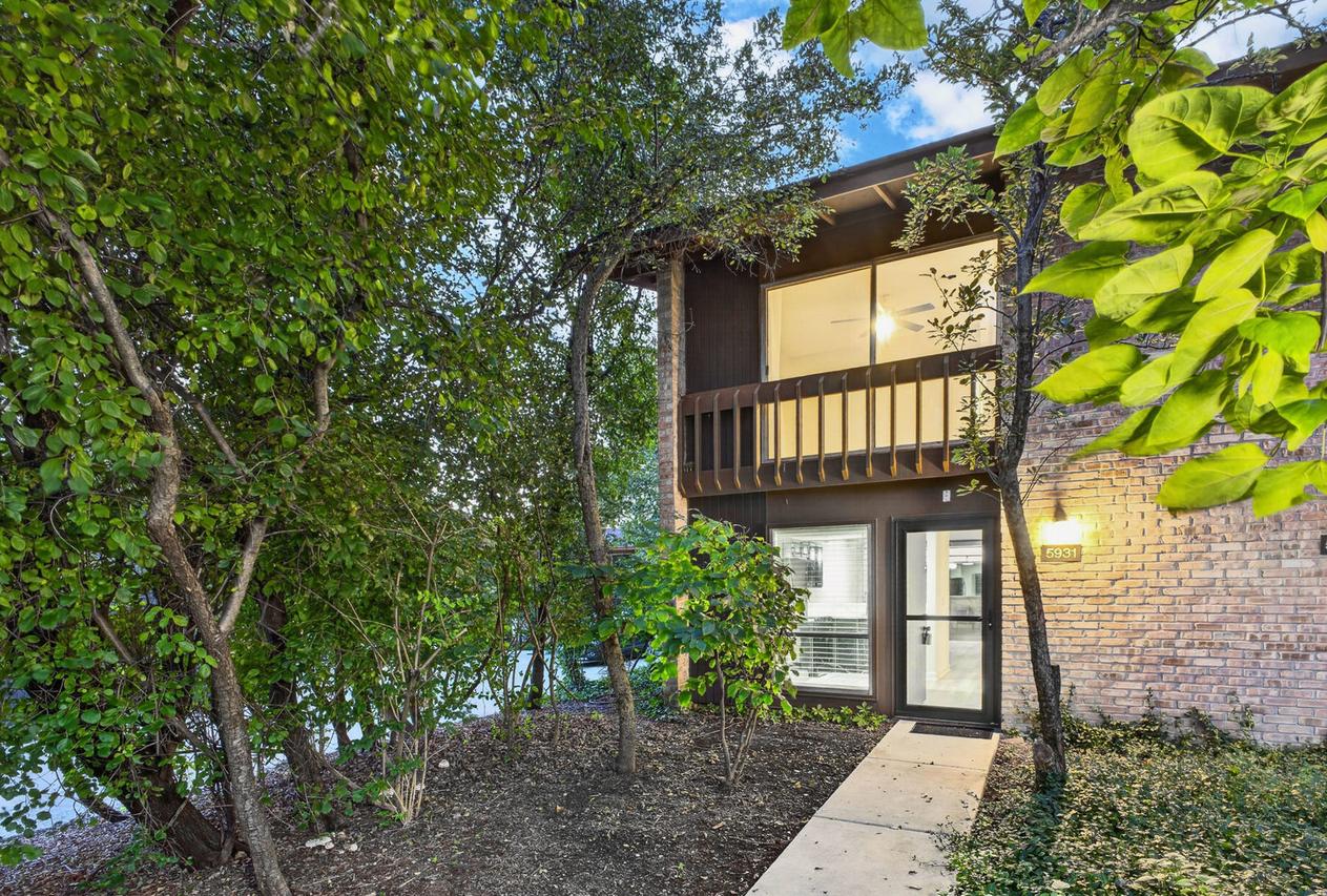 5931 Meadow Dr. #157A, Lisle, IL 60532