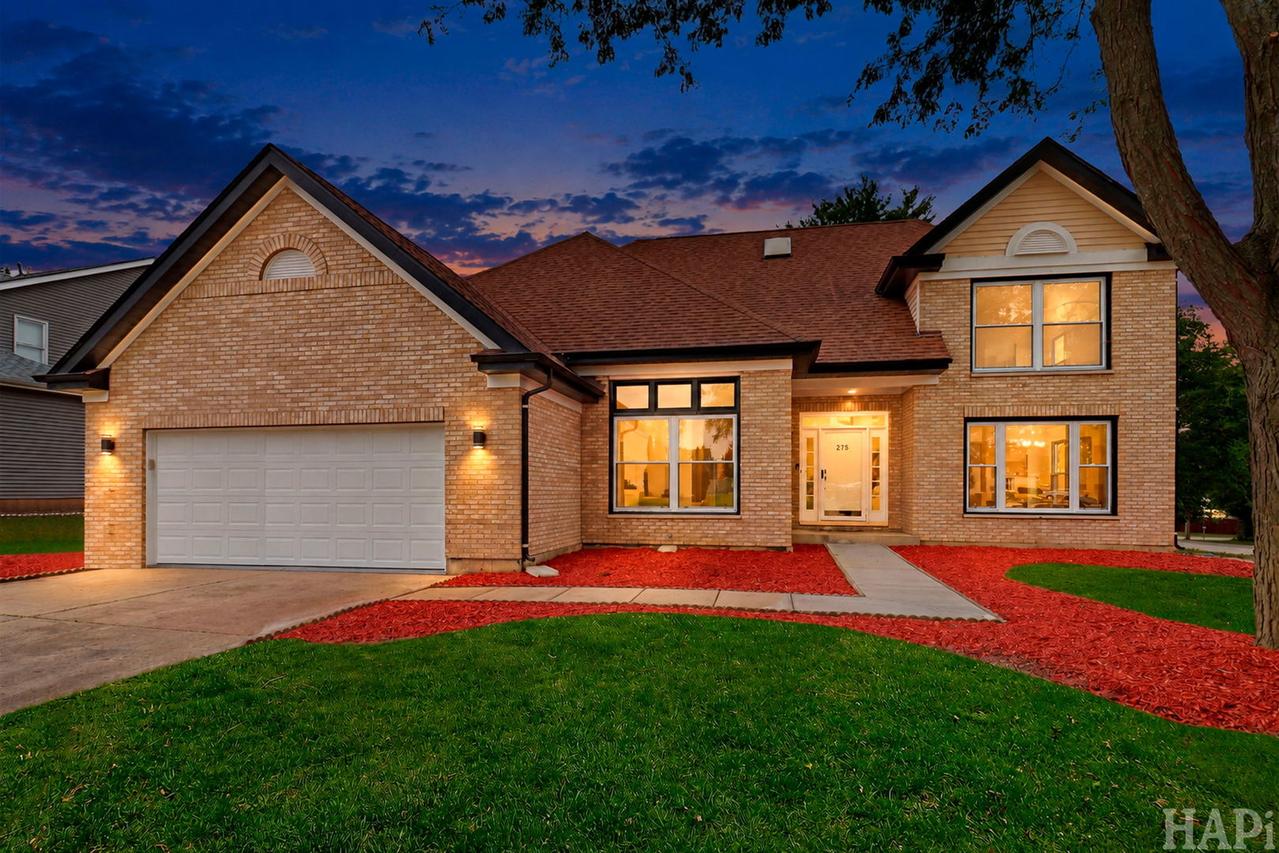 275 Farmhill Dr., Algonquin, IL 60102