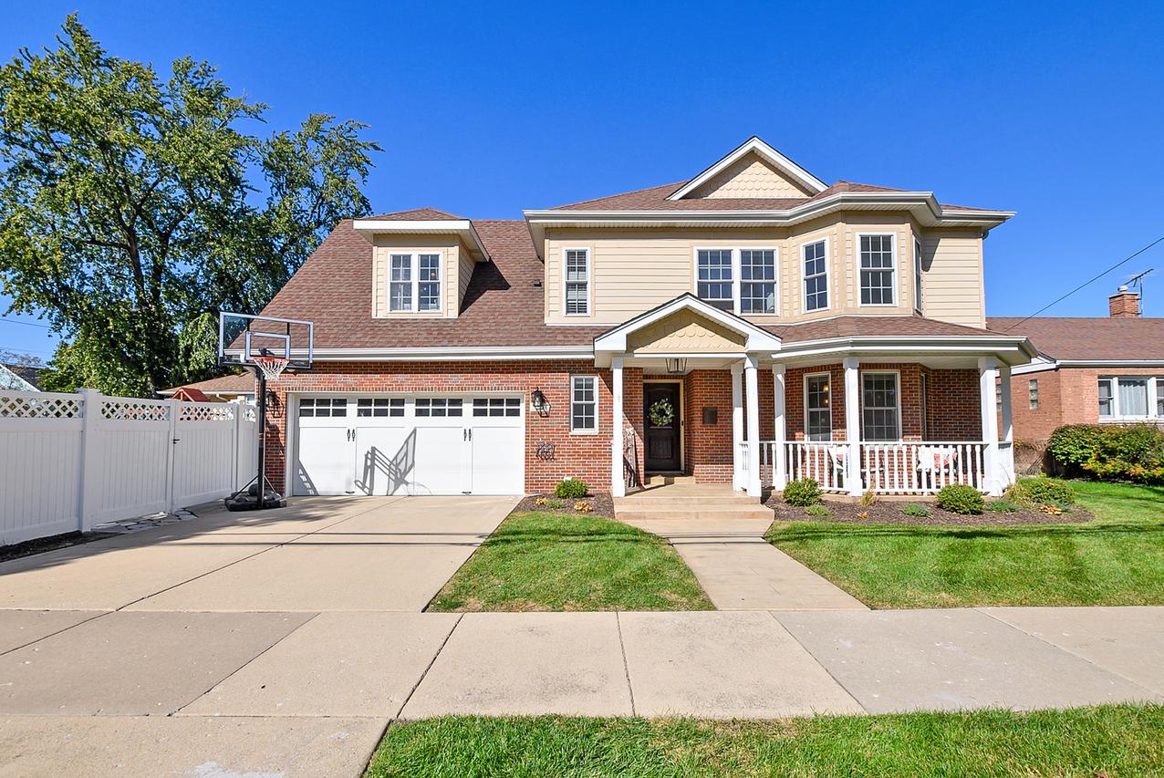 3348 W 99th St., Evergreen Park, IL 60805