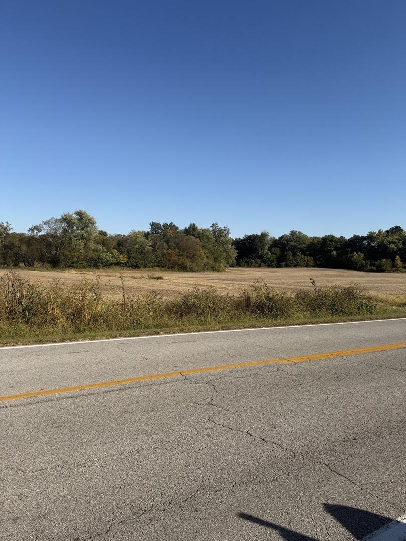 000 White Walnut Rd., Pinckneyville, IL 62274