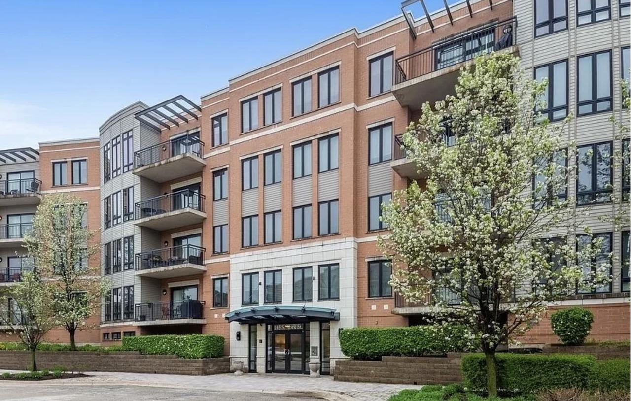 145 S York St. #328, Elmhurst, IL 60126