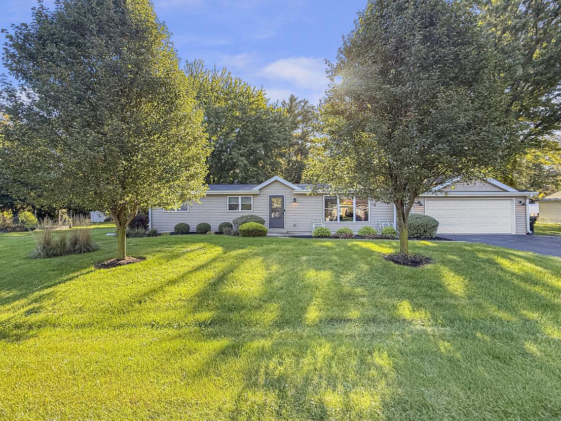 6011 Stevens St., Byron, IL 61010