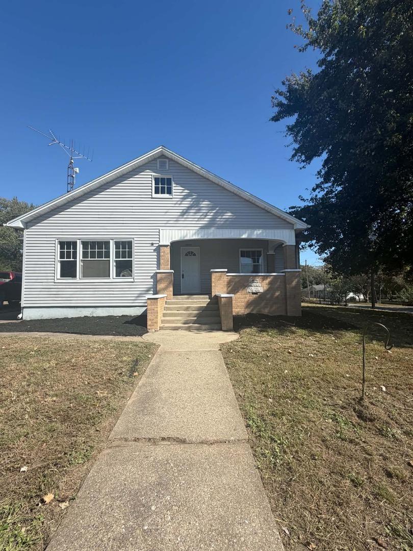 3648 Poplar St., Thompsonville, IL 62890