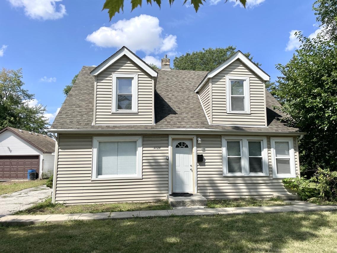 3724 Ruby St., Schiller Park, IL 60176