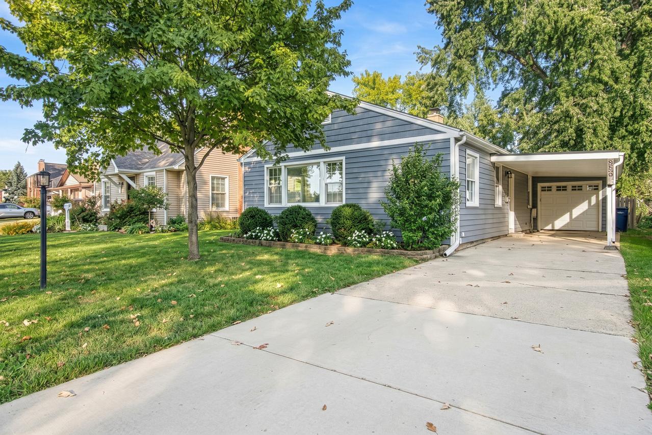 559 S Park Rd., Lombard, IL 60148